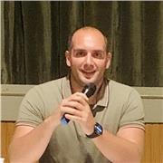 Insegnante di materie umanistiche impartisce lezioni private